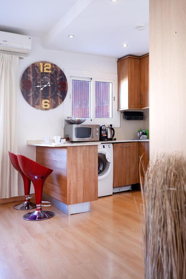 Cute Apartment In Sants Station With Hbo & Alexa & Ac Barcelona Buitenkant foto