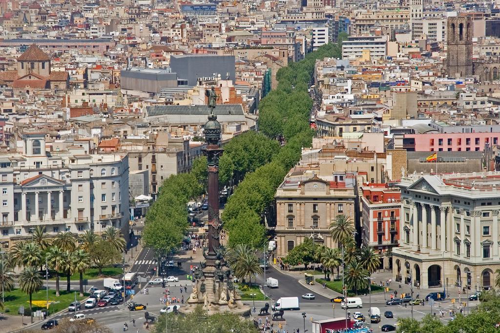Cute Apartment In Sants Station With Hbo & Alexa & Ac Barcelona Buitenkant foto